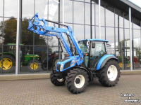 Tractor / Trekker New Holland T4.55 + frontlader