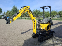Mini-graver / Mini-graafmachine New Holland E14D