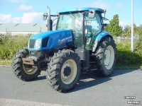 Traktoren New Holland T6030-plus