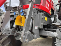 Tractor / Trekker Massey Ferguson 5711 SL Dyna- 4 Efficiënt met voorlader