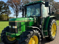 Tractor / Trekker John Deere 6400