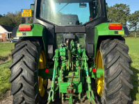 Tractor / Trekker John Deere 6400