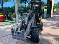 Shovel / Wiellader / Kniklader Giant D337T