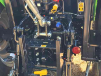 Tractor / Trekker Deutz-Fahr 4070 E GS   ( powershutle en powershift )