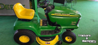 Zitmaaier John Deere LT155