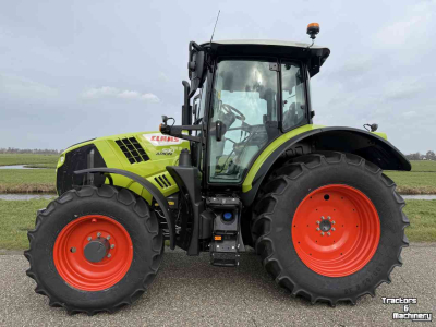 Tractor / Trekker Claas Arion 530