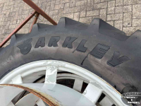 Wielen, Banden, Velgen & Afstandsringen Barkley 380/90R46