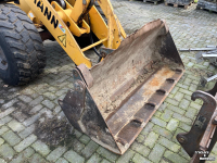 Shovel / Wiellader / Kniklader Ahlmann AL80