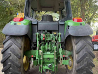 Tractor / Trekker John Deere 6130