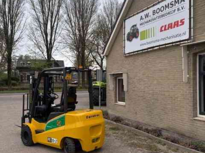 Heftruck Eurotrac FE 30 LT