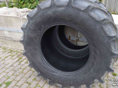 Wielen, Banden, Velgen & Afstandsringen Mitas 600/65r28