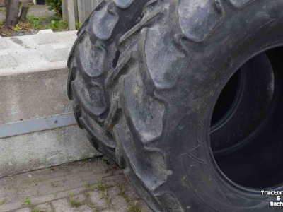 Wielen, Banden, Velgen & Afstandsringen Mitas 600/65r28