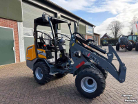 Shovel / Wiellader / Kniklader Giant G2700HD
