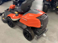 Zitmaaier Husqvarna R214