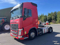 Vrachtwagen Volvo FH420 + PTO