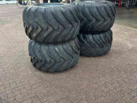 Wielen, Banden, Velgen & Afstandsringen  700/40R22.5