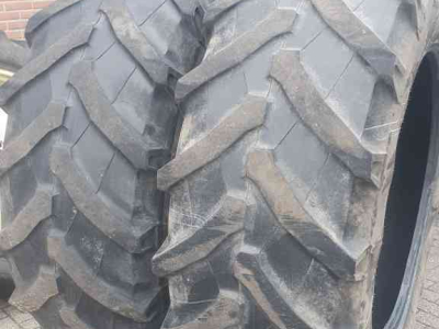 Wielen, Banden, Velgen & Afstandsringen Trelleborg 620/70R42