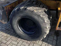 Bandenkraan / Graafmachine op wielen Liebherr 900