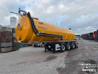 Mesttransporttank Veenhuis Komt binnen ! 2x Veenhuis mestoplegger