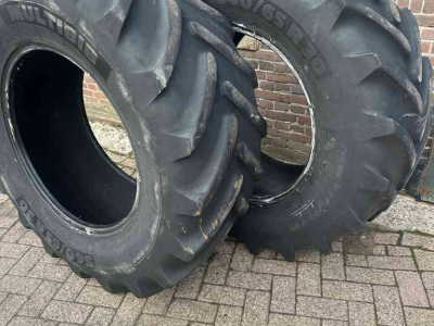 Wielen, Banden, Velgen & Afstandsringen Michelin 540/65r30