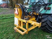 Maaiarm met klepelmaaier Herder mbk 105 klepelmaaier maaikorf maaiarm