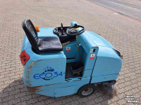 Zitveegmachine / Veeg-zuigmachine  Eco 34