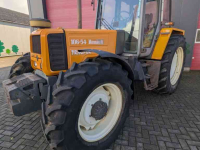 Tractor / Trekker Renault 106-54