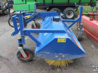 Veegmachine AP VHZ2750 HH LW3 veegmachine rolbezem rolveger met opvangbak