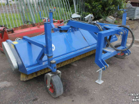 Veegmachine AP VHZ2750 HH LW3 veegmachine rolbezem rolveger met opvangbak