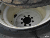Wielen, Banden, Velgen & Afstandsringen BKT 580/65r22,5 en 340/65r18