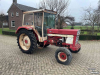 Tractor / Trekker International 844-S
