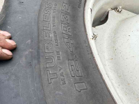 Wielen, Banden, Velgen & Afstandsringen Good Year Cultuur wielen New Holland TS cultuurset 320/90R46 en 320/85R32