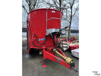 Voermengwagen Vertikaal Peecon Biga 24m3 Amerikaanse uitvoering