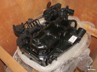Gebruikte onderdelen van tractoren Iveco complete Nieuwe IVECO motor 8035 3cil