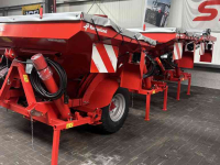 Fronttank zaaimachine Kverneland DF1 fronttank met bandenpakker