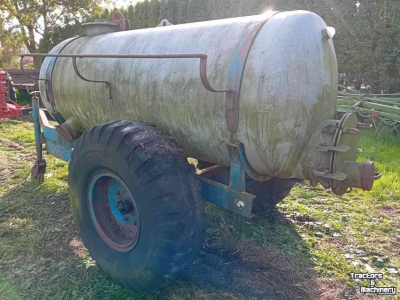 Overige beregeningsmachines en toebehoren  Watertank, waterwagen 2600 l. Diversen