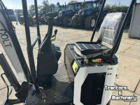 Mini-graver / Mini-graafmachine  colt  diesel
