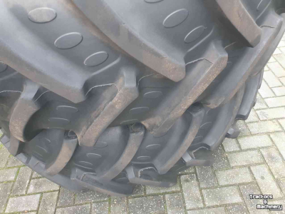 Wielen, Banden, Velgen & Afstandsringen  Voor 420/70-R28 Achter 520/70-R38