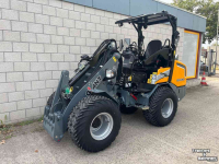 Shovel / Wiellader / Kniklader Giant G2700 HD+ mini schovel kniklader