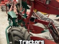 Ploegen Kverneland KK 2500B I Plough Isobus met vorenpakker