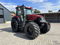 Tractor / Trekker Case-IH Maxxum 135. Vooras en Cabine vering,