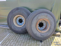 Wielen, Banden, Velgen & Afstandsringen  20.00-20 26ply