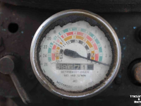 Oldtimers Ford Fordson Dextra met frontlader voorlader opknapper oldtimer