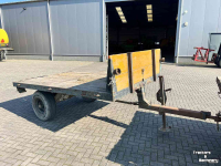 Vierwielige wagen / Landbouwwagen  Platte wagen / Landbouwwagen / Tweewielige wagen