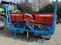 Zaaimachine Monosem NG4-6 rij maiszaaimachine