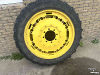 Wielen, Banden, Velgen & Afstandsringen WDM 270/95R36