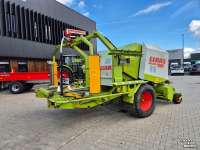 Persen / Balenpers / Pakkenpers Claas Rollant 250 Uniwrap