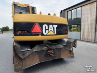 Bandenkraan / Graafmachine op wielen Caterpillar M313D