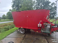 Voermengwagen Trioliet solomix 2 16 vlh