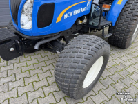 Smalspoor tractor New Holland Boomer 50